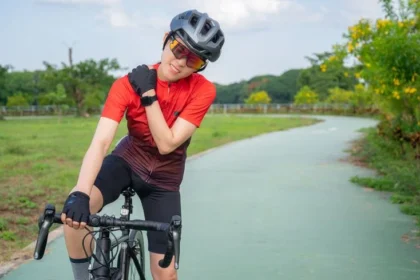 neck pain in cyclists