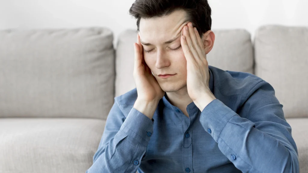 Ice Pick Headache causes and treatment-silent migraine symptoms without headache