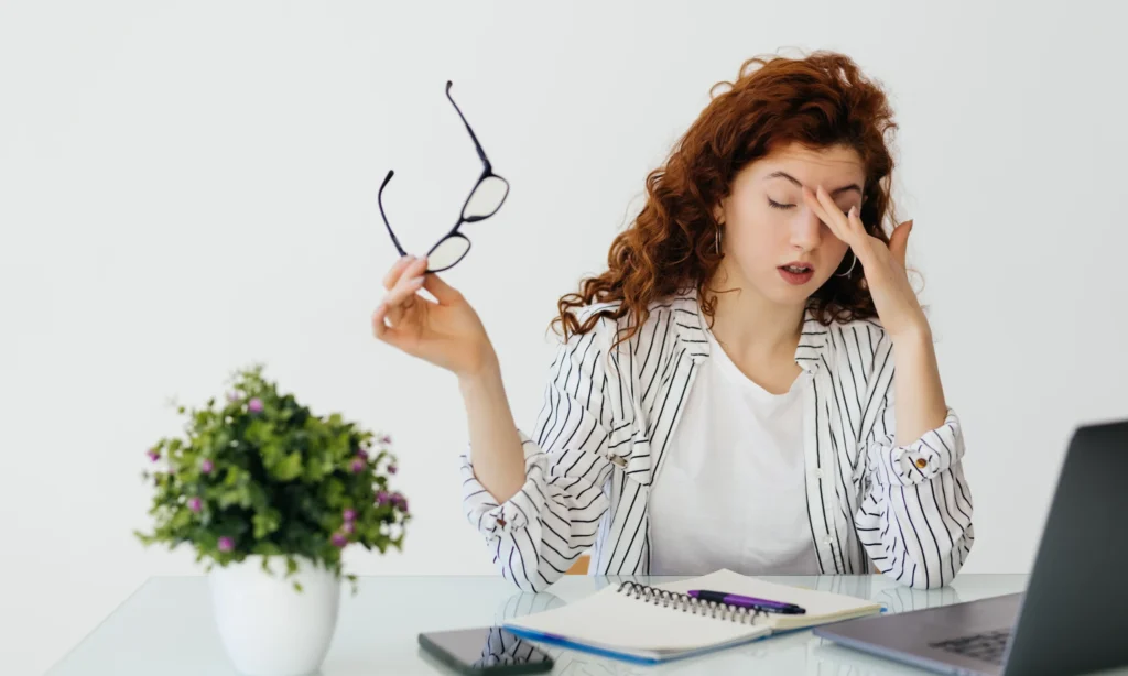 headache with eye pain- headache with blurred vision causes