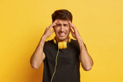 headache from headphones