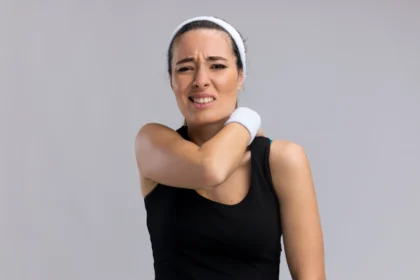 mistakes that make shoulder pain worse