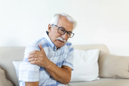 How to relieve shoulder arthritis pain