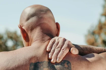shoulder pain or muscle strain