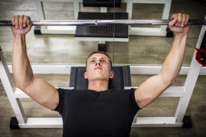 shoulder pain during overhead press