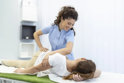 Can hip impingement heal without surgery